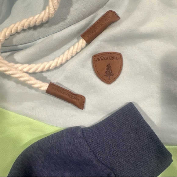 Wanakome Selene Hoodie • Blue, Green, & Navy Sweatshirt w/ Patches • Size Large - Picture 4 of 13